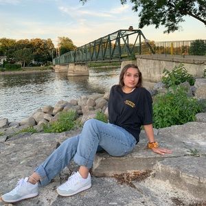 Meet your Posher, Aubrie